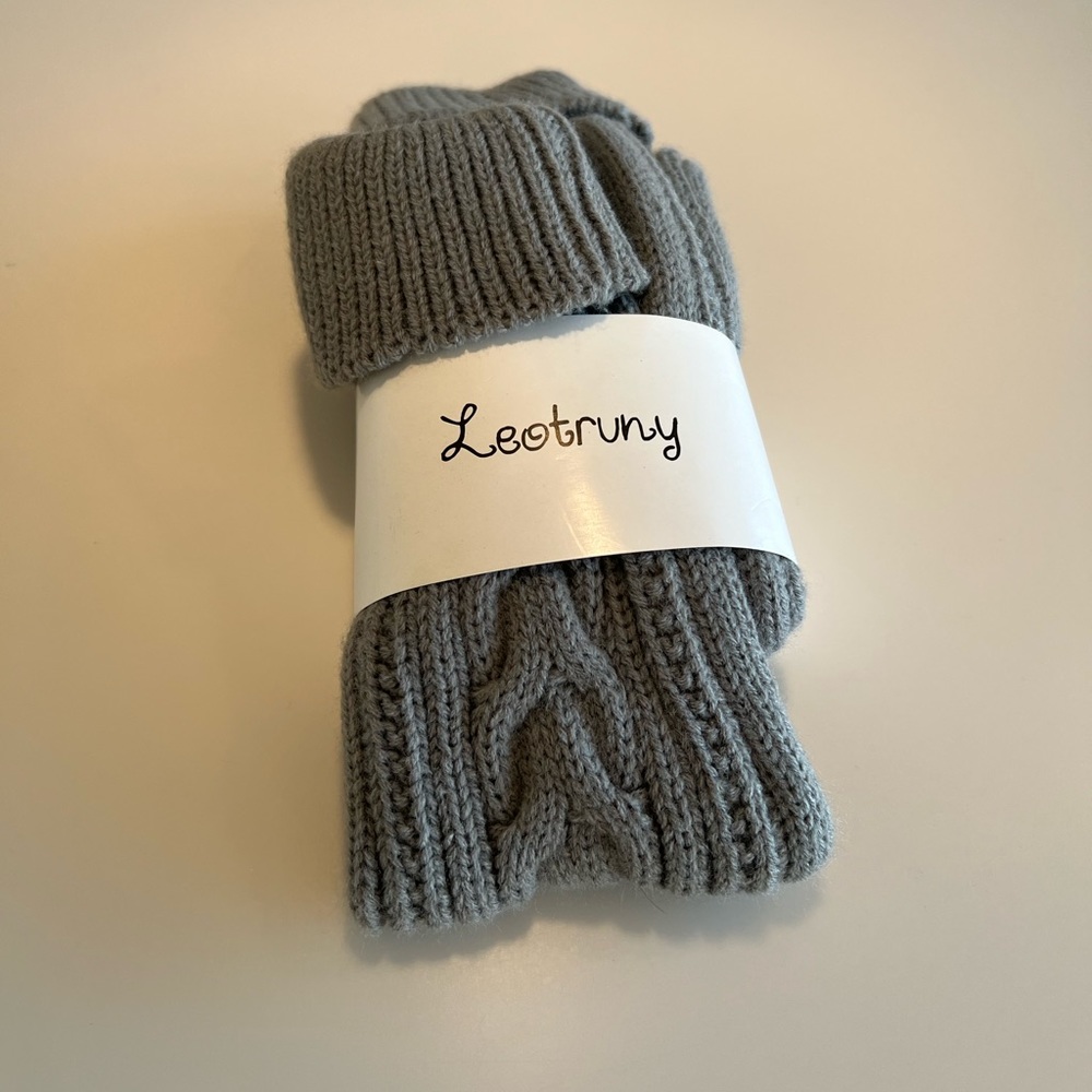 NEW! Leotruny Women's Winter Thick Knit Extra Long Thigh High Leg Warmers